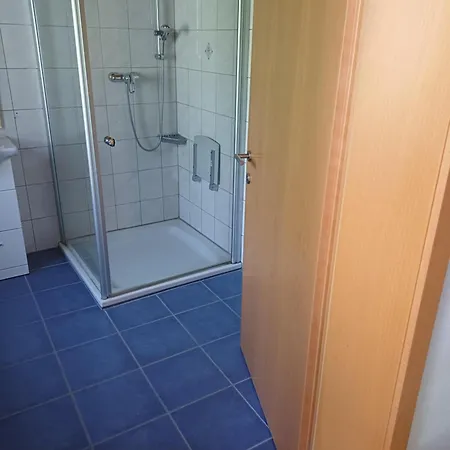 Loewenblick Apartment *
